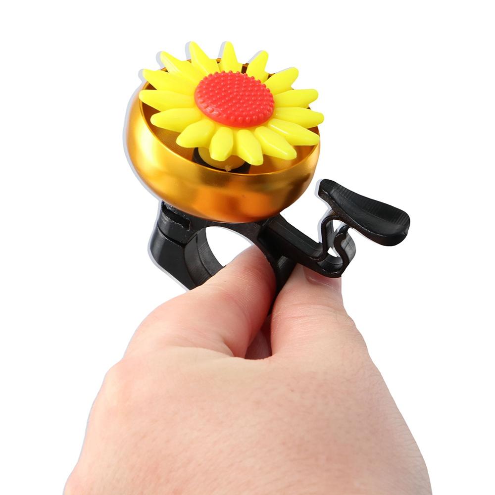 Bike Horn Bike Bell Ring Bicycle Accessories Sunflower-Shaped Bicycle Bell Handlebar Bell Bike Bell синій
Bike Horn Bike Bell Ring Bicycle Accessories Sunflower-Shaped Bicycle Bell Handlebar Bell Bike Bell синій