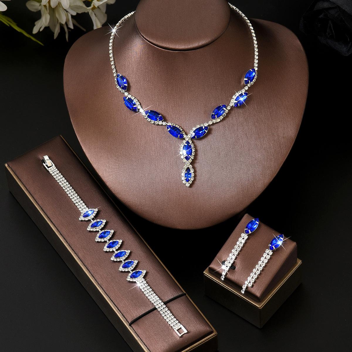 Fashion Jewelry Popular Jewelry Set Full Diamond Claw Chain Bridal Necklace Earrings Bracelet Jewelry 2026 45CM
Fashion Jewelry Popular Jewelry Set Full Diamond Claw Chain Bridal Necklace Earrings Bracelet Jewelry 2026 45CM