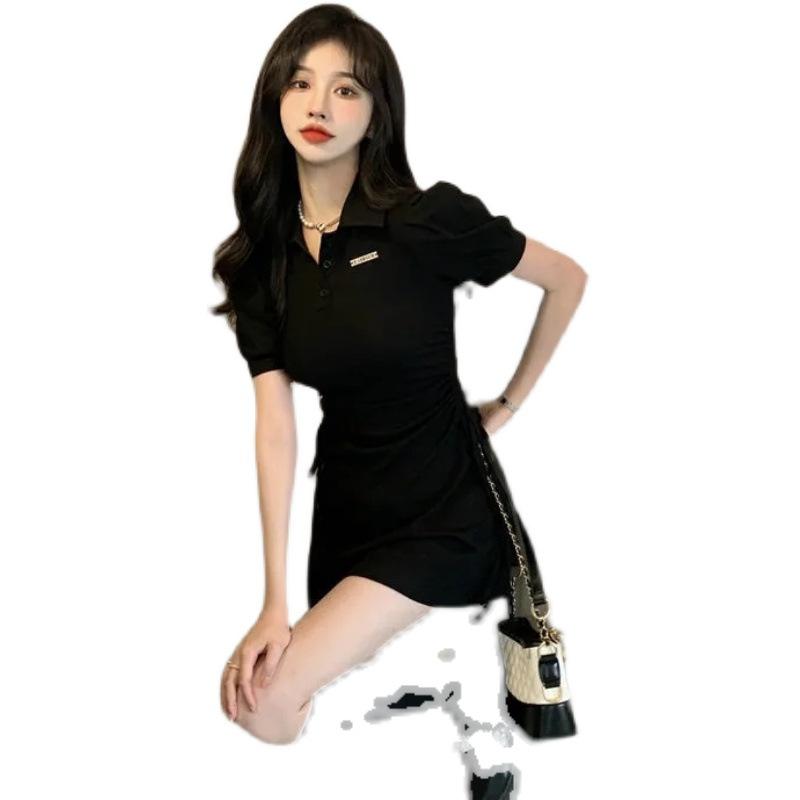 Платье с воротником поло для женщин, лето, новая узкая однотонная юбка с короткими рукавами и завязками на талии 2XL чёрный
Платье с воротником поло для женщин, лето, новая узкая однотонная юбка с короткими рукавами и завязками на талии 2XL чёрный
