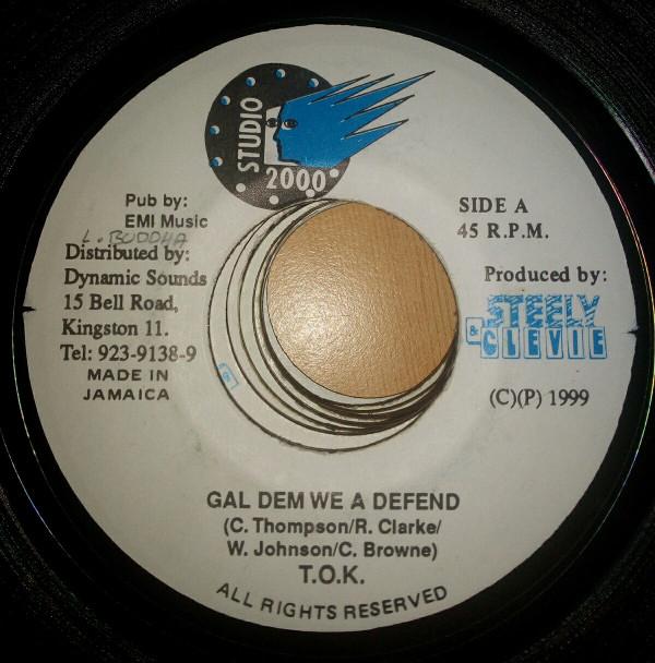 7inch Record T.O.K. - Gal Dem We A Defend NONE Studio 2000 1999 Jamaica Reggae, Ska & Dub Used
7inch Record T.O.K. - Gal Dem We A Defend NONE Studio 2000 1999 Jamaica Reggae, Ska & Dub Used
