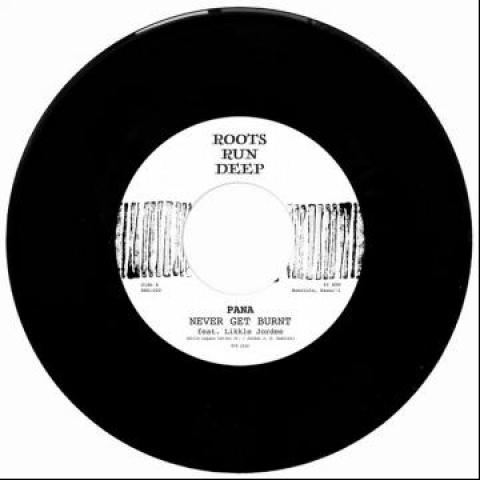 7inch Record PANA, LIKKLE JORDEE - Never Get Burnt / Version RRD002 Roots Run Deep 2021 US Reggae, Ska & Dub
7inch Record PANA, LIKKLE JORDEE - Never Get Burnt / Version RRD002 Roots Run Deep 2021 US Reggae, Ska & Dub