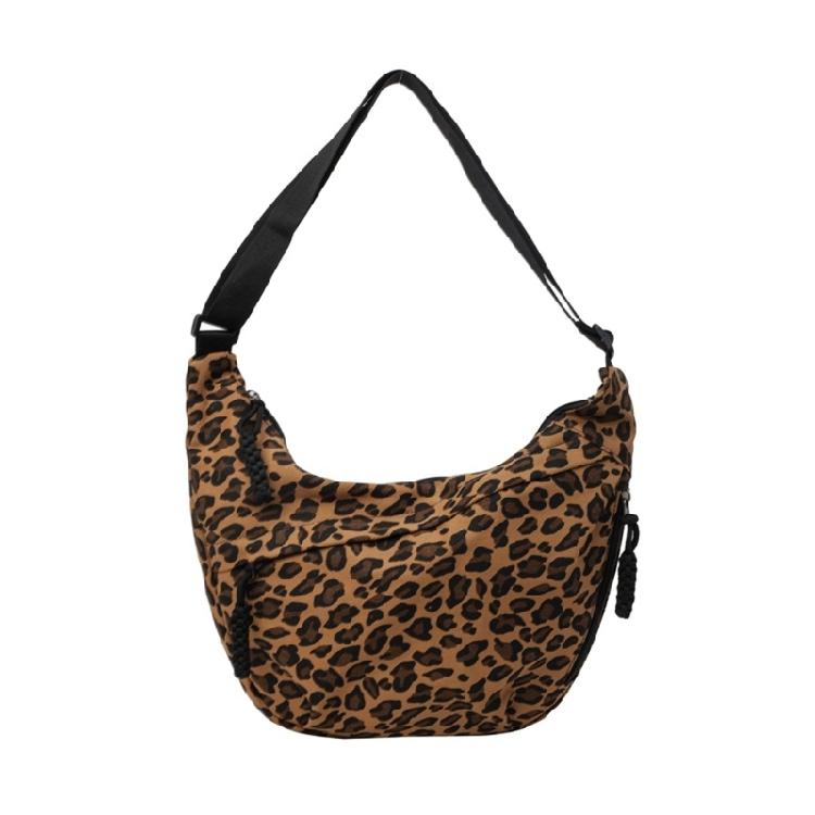 Crescents Crossbody Bag for Women Fanny Pack Crossbody Bag Slouchy Dumpling Bags Lightweight Travel Slings Bag коричневий
Crescents Crossbody Bag for Women Fanny Pack Crossbody Bag Slouchy Dumpling Bags Lightweight Travel Slings Bag коричневий