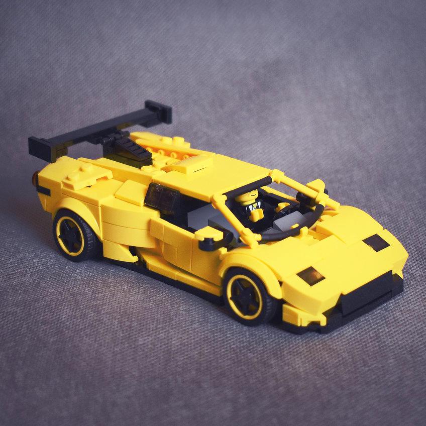 Строительные блоки MOC: Модель спортивного автомобиля Lamborghini Diablo GTR (55126), Совместимо с Лего
Строительные блоки MOC: Модель спортивного автомобиля Lamborghini Diablo GTR (55126), Совместимо с Лего