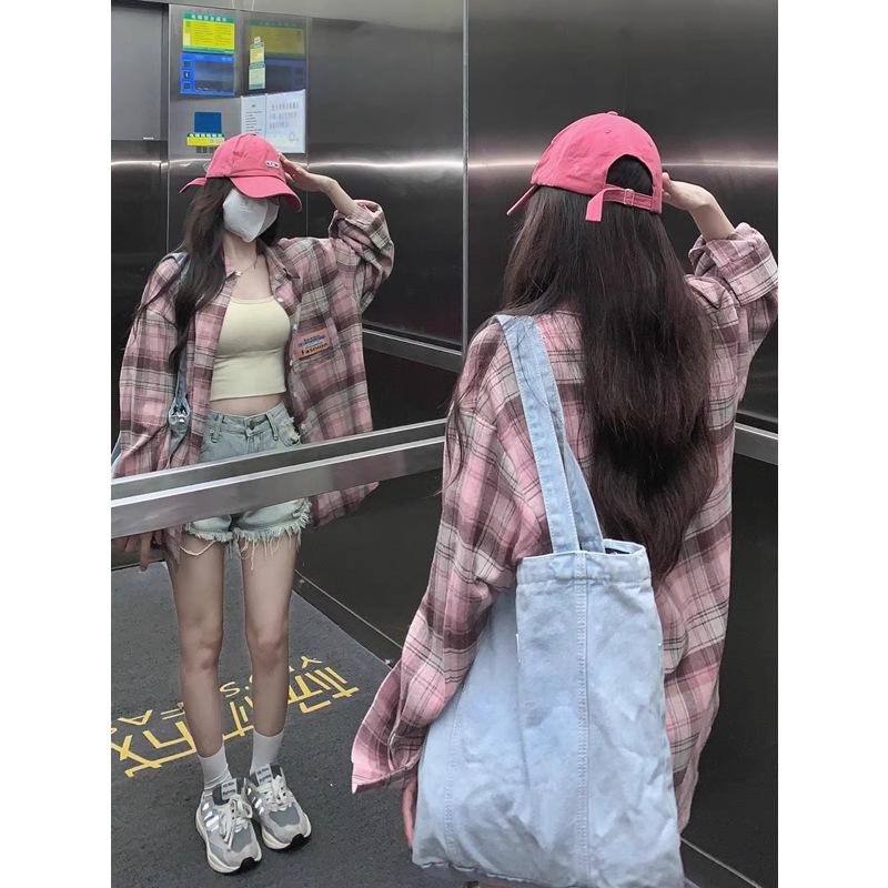 Women s Korean Style Pink Plaid Sun Protection Cardigan - Early Autumn Long Sleeve Coat with Labelled Loose Fit. L
Women s Korean Style Pink Plaid Sun Protection Cardigan - Early Autumn Long Sleeve Coat with Labelled Loose Fit. L