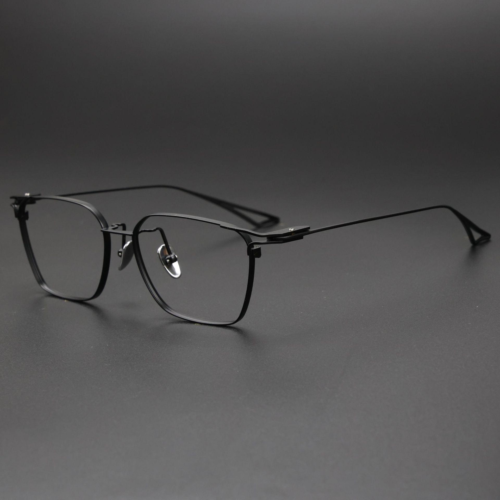 Retro Ultralight Square Pure Titanium Myopia Eyeglass Frames with Anti-Blue Light Coating
Retro Ultralight Square Pure Titanium Myopia Eyeglass Frames with Anti-Blue Light Coating