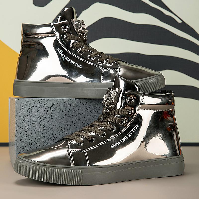 Large size glossy patent leather men s shoes fashion high-top board shoes personalized trend performance catwalk casual trendy shoes 47 срібний
Large size glossy patent leather men s shoes fashion high-top board shoes personalized trend performance catwalk casual trendy shoes 47 срібний