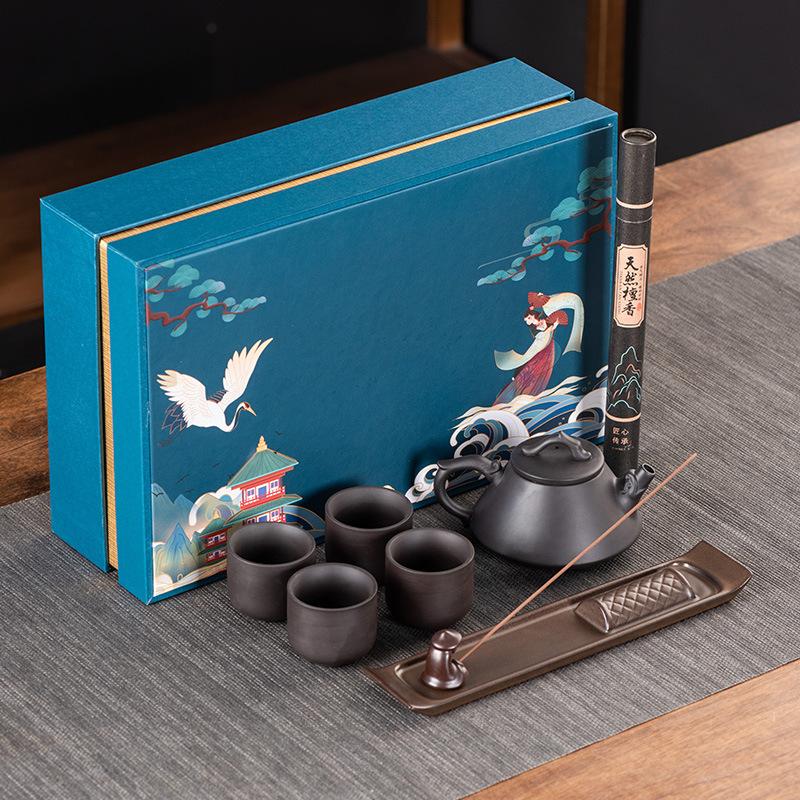 Ручная работа из фиолетового песка, чайник на четыре чашки, высококлассные деловые подарки, подарочная коробка с благовониями в форме каменного ковша Сиши, отправлено руководителю клуба
Ручная работа из фиолетового песка, чайник на четыре чашки, высококлассные деловые подарки, подарочная коробка с благовониями в форме каменного ковша Сиши, отправлено руководителю клуба