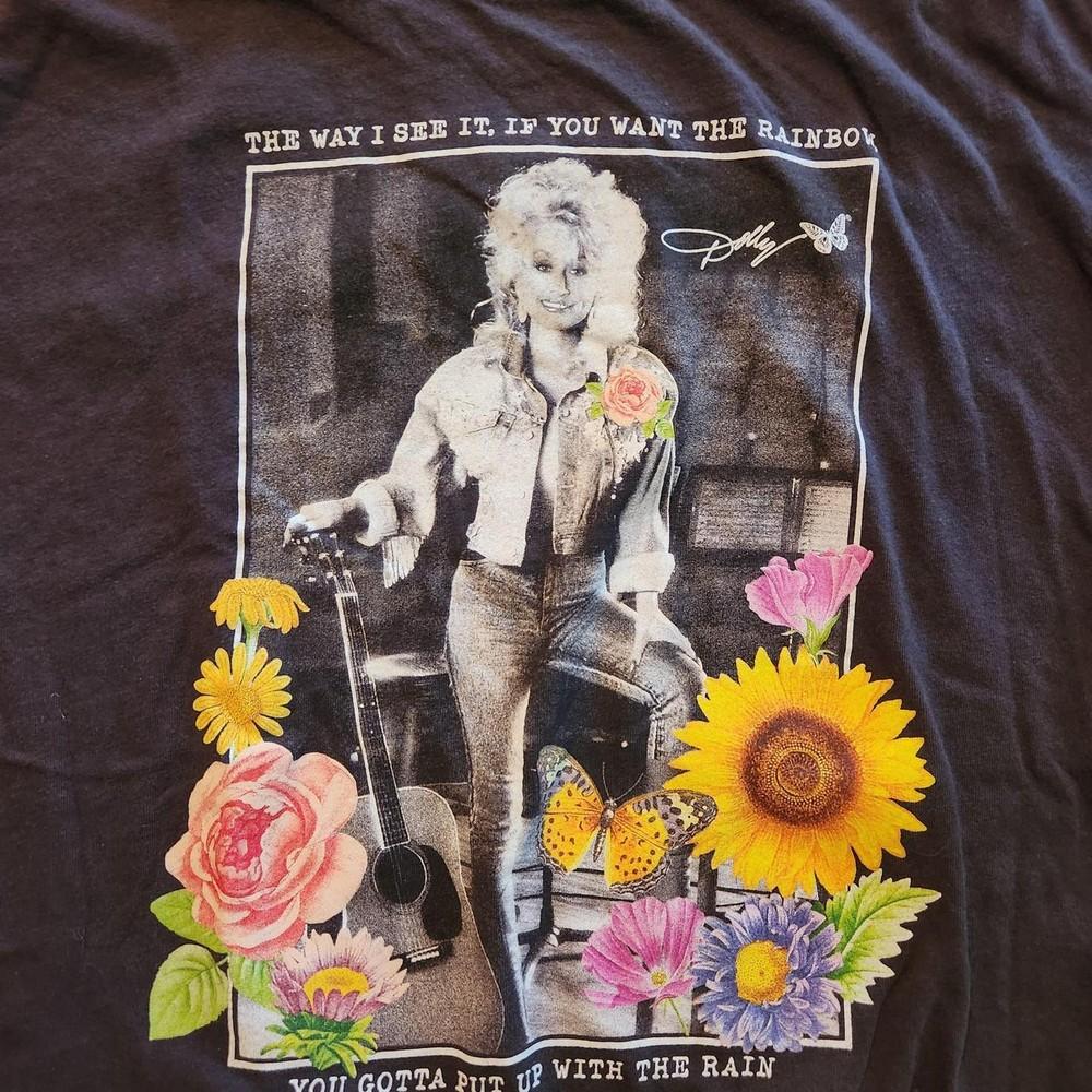 Dolly Parton 90s rare Design Black T shirt Remake tee Heavy cotton NH19360 Unisex T-Shirt XXL
Dolly Parton 90s rare Design Black T shirt Remake tee Heavy cotton NH19360 Unisex T-Shirt XXL