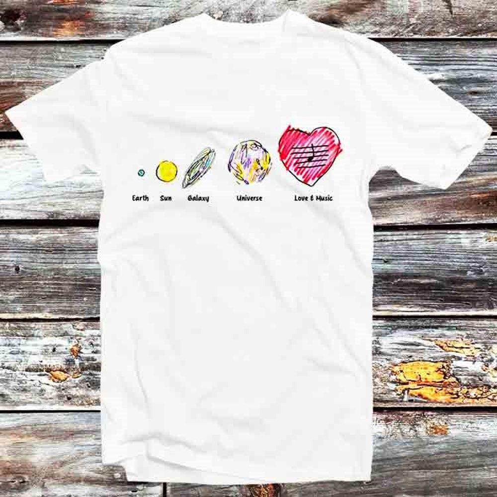 Футболка из 100% хлопка 230GSM с изображением Земли, Солнца, Галактики, Вселенной, Любви и музыки, винтажная ретро-футболка, крутой подарок для мужчин и женщин, унисекс, мультяшный аниме-топ, футболка B768 XS белый
Футболка из 100% хлопка 230GSM с изображением Земли, Солнца, Галактики, Вселенной, Любви и музыки, винтажная ретро-футболка, крутой подарок для мужчин и женщин, унисекс, мультяшный аниме-топ, футболка B768 XS белый