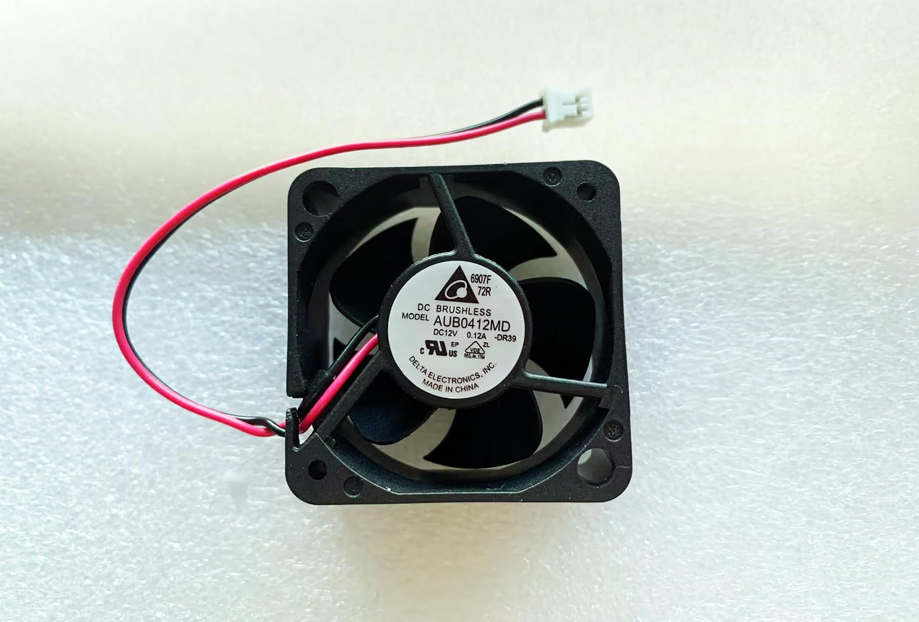 Для ремонту та заміни вентилятора охолодження TOSHIBA REGZA AUB0412MD 12V 2 дроти DBR-Z310 DBR-Z320 D-BZ510 DBR-Z610 DZ410,420 Z510,520,Z620 DVR-BZ250
Для ремонту та заміни вентилятора охолодження TOSHIBA REGZA AUB0412MD 12V 2 дроти DBR-Z310 DBR-Z320 D-BZ510 DBR-Z610 DZ410,420 Z510,520,Z620 DVR-BZ250