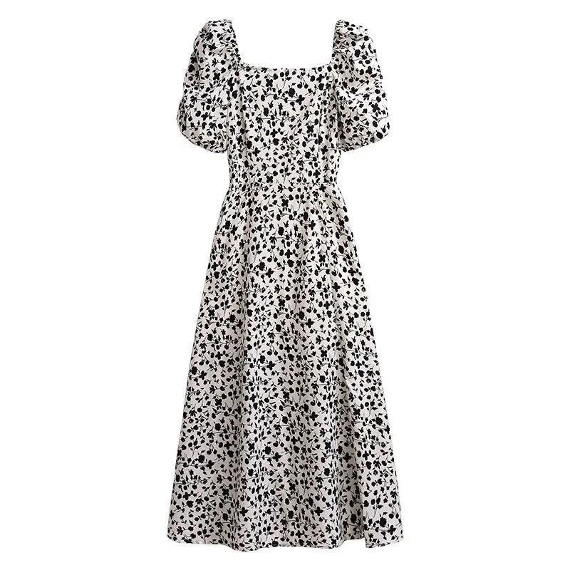 Черное платье с цветочным принтом, маленькое свежее женское летнее новое платье с завышенной талией XXL белый
Черное платье с цветочным принтом, маленькое свежее женское летнее новое платье с завышенной талией XXL белый