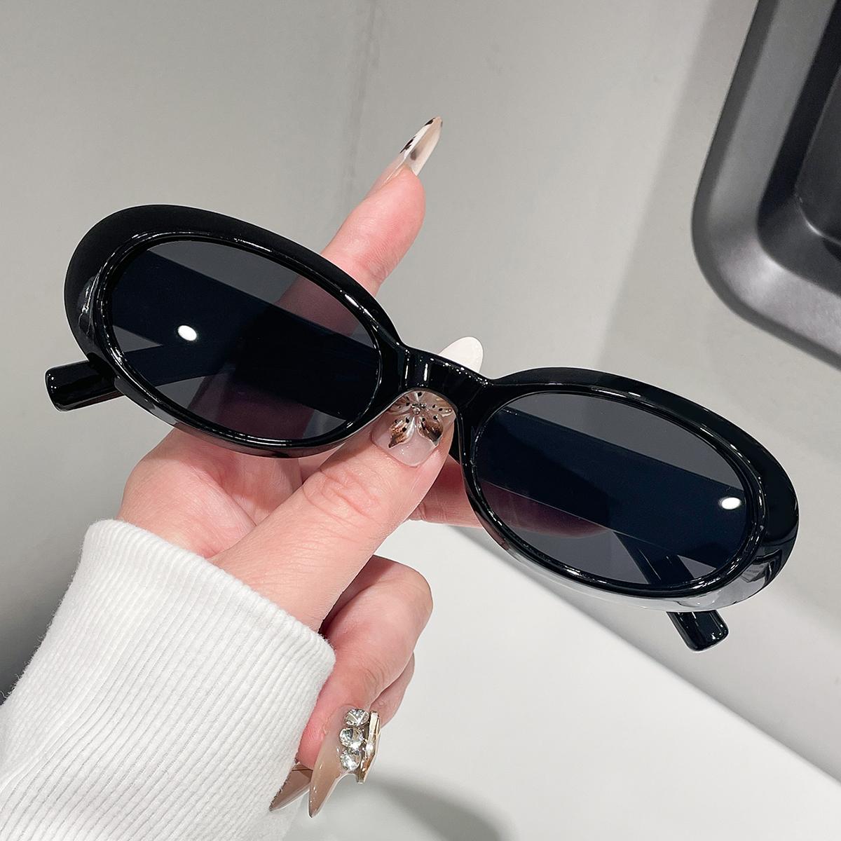 1PCS Black Elliptical Frame Sunglasses for Travel Photography Styling Commuting Driving Beach Parties Sun Protection чёрный
1PCS Black Elliptical Frame Sunglasses for Travel Photography Styling Commuting Driving Beach Parties Sun Protection чёрный