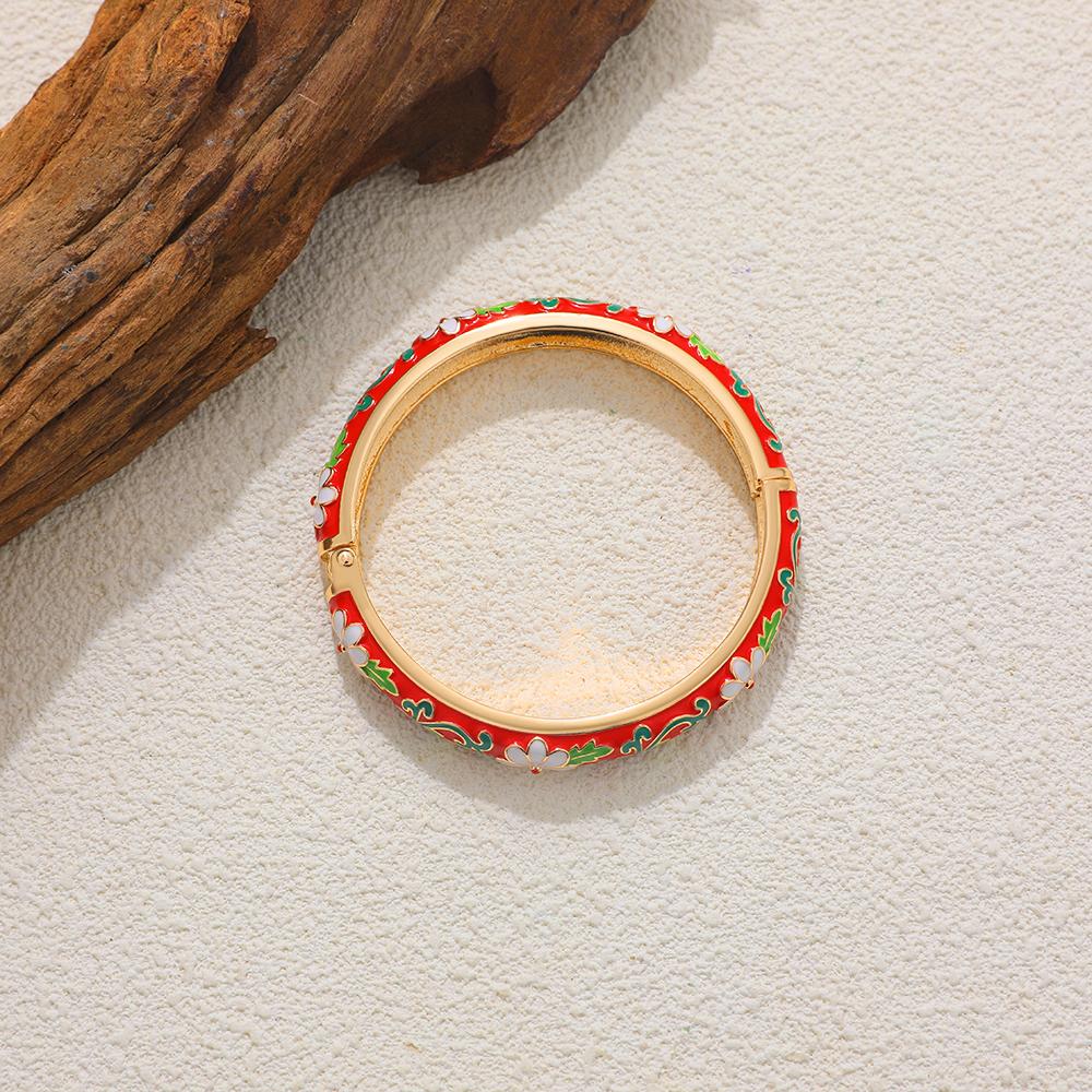 Vintage Red Blue Black Enamel Floral Bangle Bracelet for Women Bohemian Gold Color Wide Metal Cuff Bangle Zircon Gifts красный
Vintage Red Blue Black Enamel Floral Bangle Bracelet for Women Bohemian Gold Color Wide Metal Cuff Bangle Zircon Gifts красный