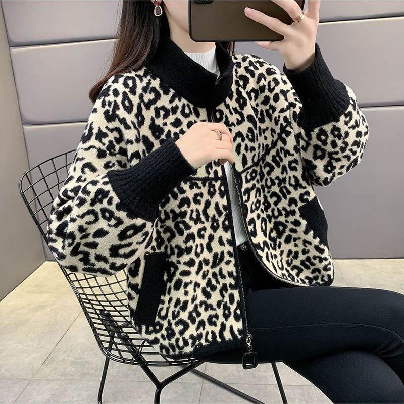 Пальто Леопард для Женщин Флис Утепленное Плюшевое Осень Водолазка Ветровка Повседневная Куртка на Молнии M белый
Пальто Леопард для Женщин Флис Утепленное Плюшевое Осень Водолазка Ветровка Повседневная Куртка на Молнии M белый
