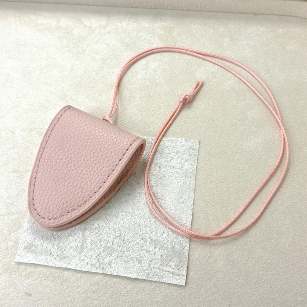 NEW Pu Leather Neck Hanging Glasses Bag Sunglasses Clip Glasses Chain Storage Necklace Women s Hanging Rope Sweater Chain рожевий
NEW Pu Leather Neck Hanging Glasses Bag Sunglasses Clip Glasses Chain Storage Necklace Women s Hanging Rope Sweater Chain рожевий
