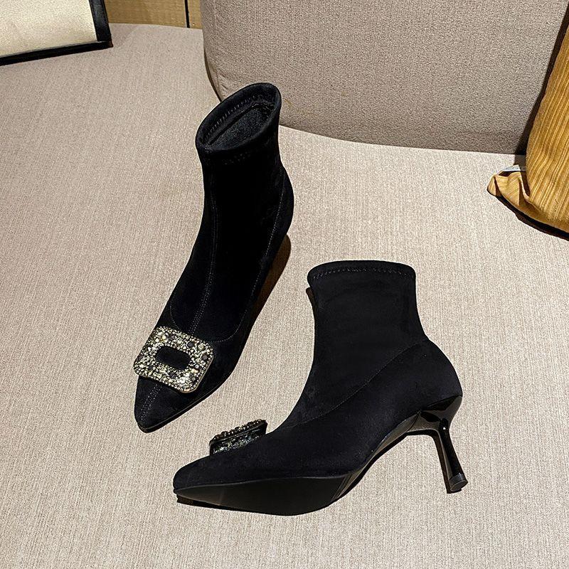 Неуставшие ноги, тонкие ботинки, женские тонкие каблуки, заостренный носок, новые модные замшевые носки-ботинки осень-зима 2025, квадратная пряжка со стразами 39
Неуставшие ноги, тонкие ботинки, женские тонкие каблуки, заостренный носок, новые модные замшевые носки-ботинки осень-зима 2025, квадратная пряжка со стразами 39
