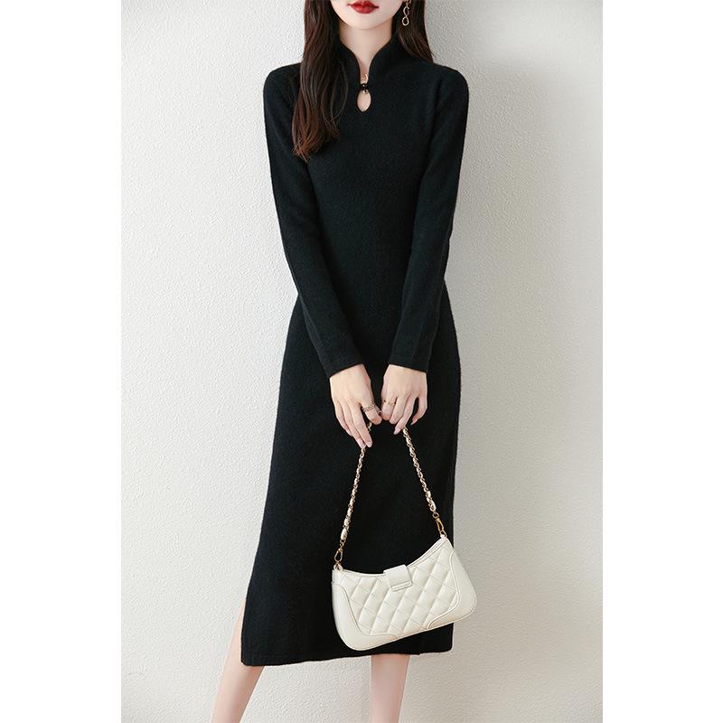 New Style Chinese Temperament Wool Knit Sweater Dress with Cheongsam Design M
New Style Chinese Temperament Wool Knit Sweater Dress with Cheongsam Design M