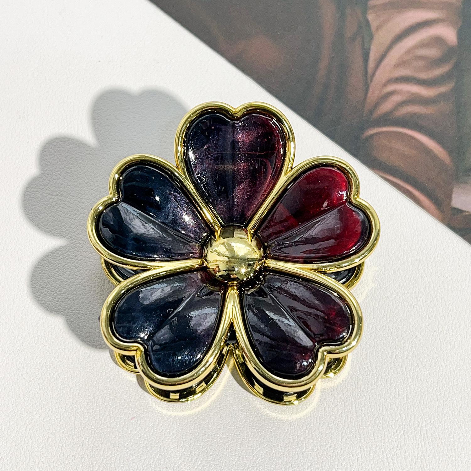 Gold-plated edge flower grab clip fashion high-end shark clip hair volume horsetail hairpin hair accessories PS
Gold-plated edge flower grab clip fashion high-end shark clip hair volume horsetail hairpin hair accessories PS