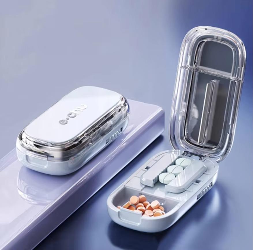 1/2 and 1/3 Adjustable Pill Cutter Storage Box Portable Drug Tablet Medicine Dustproof Divider Organizer Crusher Pill Cutter
1/2 and 1/3 Adjustable Pill Cutter Storage Box Portable Drug Tablet Medicine Dustproof Divider Organizer Crusher Pill Cutter