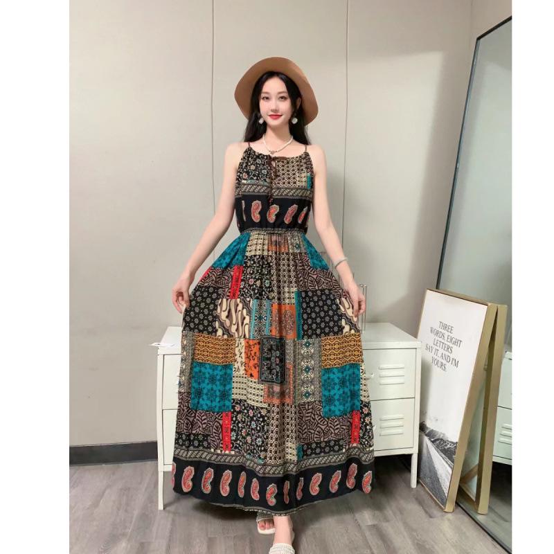 Bohemian Floral Spaghetti Strap Long Summer Beach Dress Default
Bohemian Floral Spaghetti Strap Long Summer Beach Dress Default