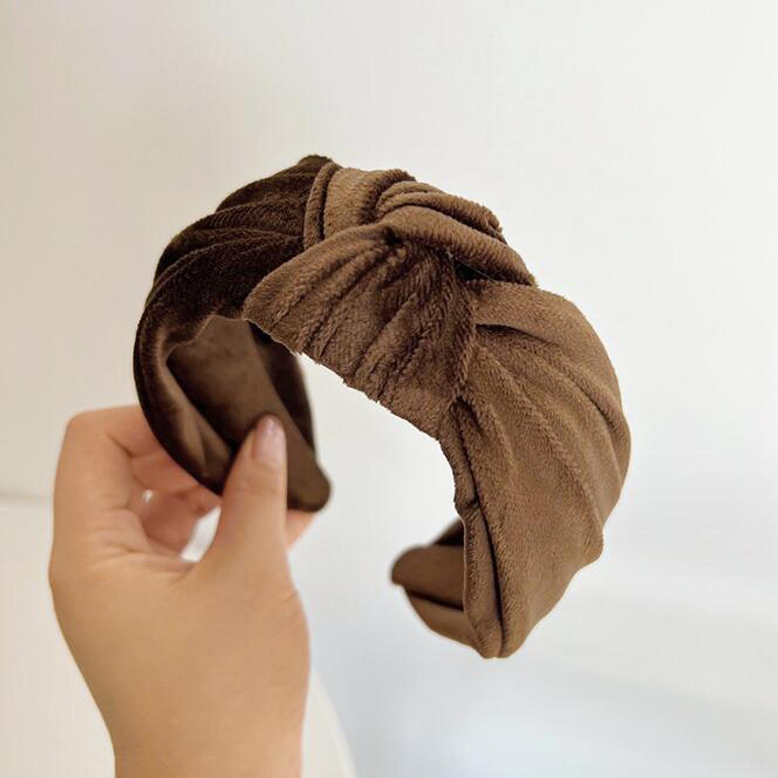 PROLY Новая Модная Повязка на Голову для Женщин Широкая Теплая Канареечная Бархатная Ткань Повязка для Волос Центральный Узел Повседневные Зимние Аксессуары для Волос
PROLY Новая Модная Повязка на Голову для Женщин Широкая Теплая Канареечная Бархатная Ткань Повязка для Волос Центральный Узел Повседневные Зимние Аксессуары для Волос