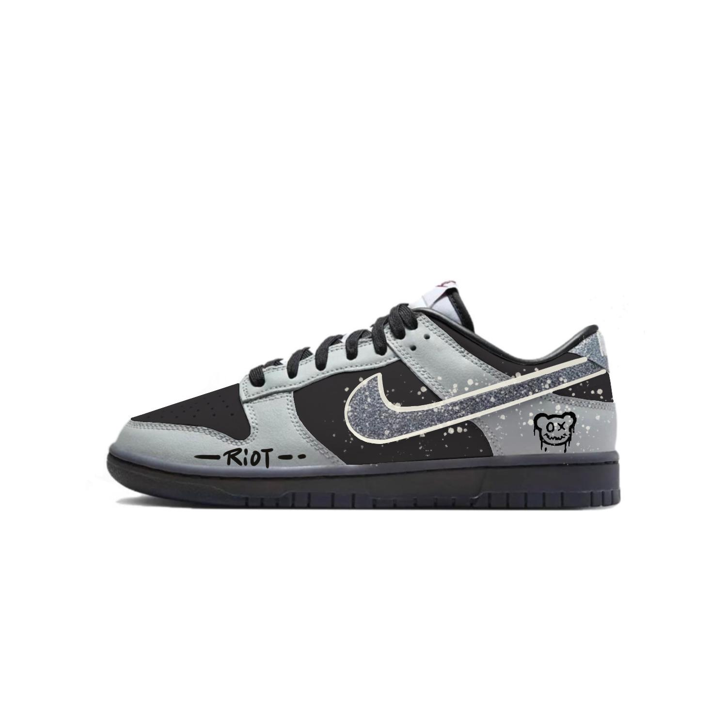 Nike Dunk Noise Point Bear Abrasion Resistant Low top Skateboard Shoes Women s Black Gray HQ3462-191(Team634-) 42
Nike Dunk Noise Point Bear Abrasion Resistant Low top Skateboard Shoes Women s Black Gray HQ3462-191(Team634-) 42
