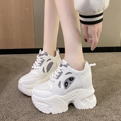 Модные женские ботильоны на платформе, новые осенние ботинки на толстой подошве 10 см, повседневные ботинки на толстой подошве, дышащие белые туфли для ходьбы, женские кожаные кроссовки 39 белый
Модные женские ботильоны на платформе, новые осенние ботинки на толстой подошве 10 см, повседневные ботинки на толстой подошве, дышащие белые туфли для ходьбы, женские кожаные кроссовки 39 белый