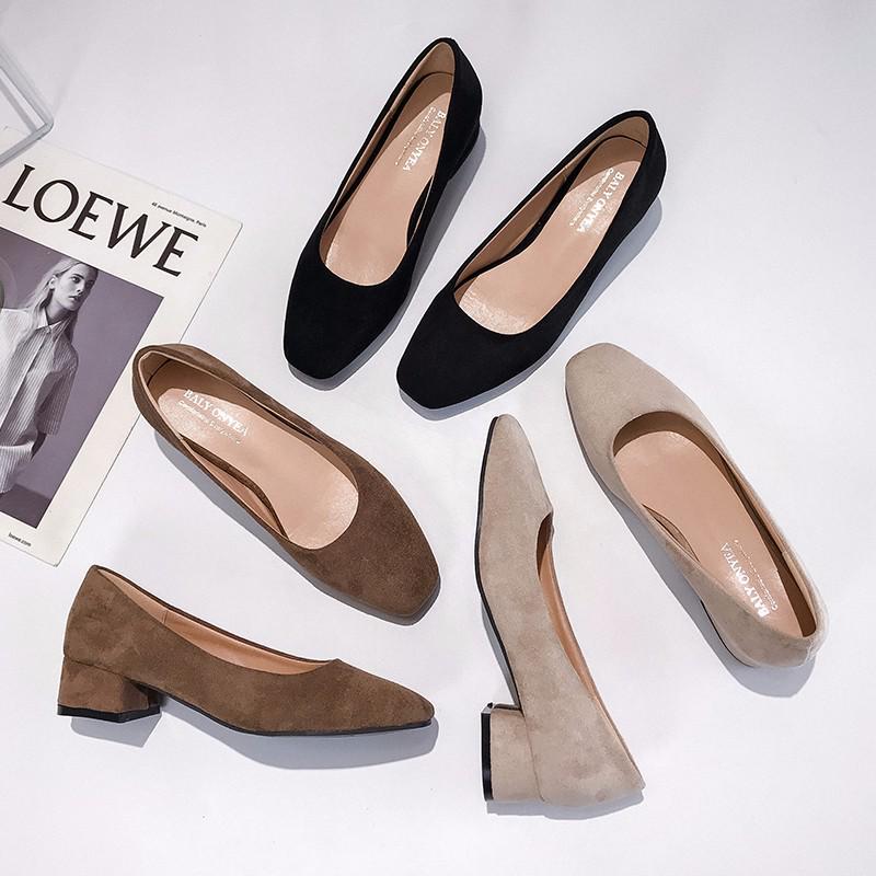 Wholesale color suede square head light mouth thick heel thin high heels four seasons single shoes tooling shoes women 35 чорний
Wholesale color suede square head light mouth thick heel thin high heels four seasons single shoes tooling shoes women 35 чорний