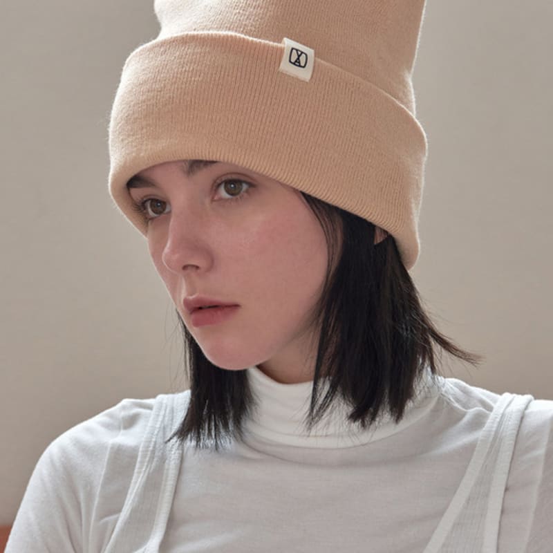 Шапка бини VARZAR VA Label Square_4 цвета black
Шапка бини VARZAR VA Label Square_4 цвета black