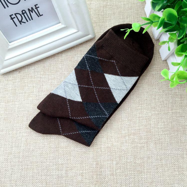 Большие ромбовидные носки средней длины, деловые мужские носки, повседневные носки средней длины, теплые утолщенные хлопковые носки, мужские носки One Size кофейный
Большие ромбовидные носки средней длины, деловые мужские носки, повседневные носки средней длины, теплые утолщенные хлопковые носки, мужские носки One Size кофейный