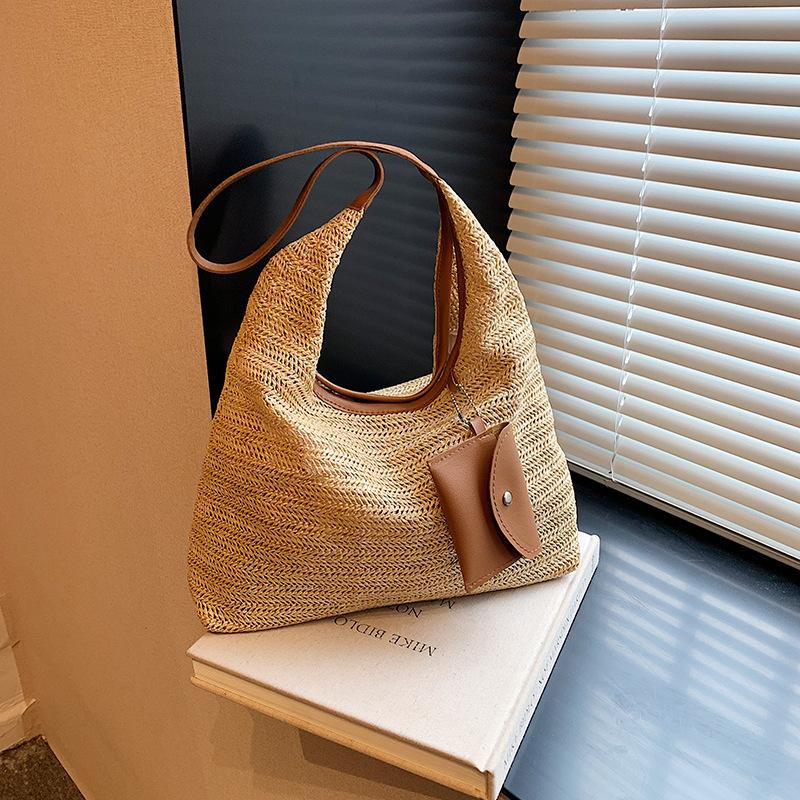 Летняя сумка через подмышку женская сумка 2024 года летняя новая повседневная модная сумка простая модная сумка через плечо женская коричневый
Летняя сумка через подмышку женская сумка 2024 года летняя новая повседневная модная сумка простая модная сумка через плечо женская коричневый