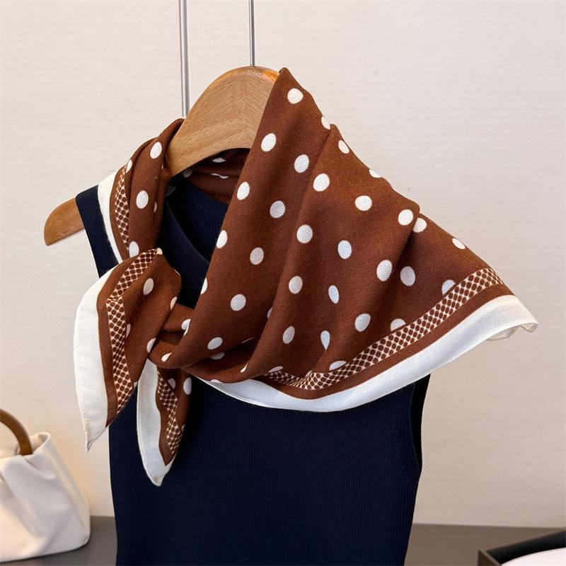 65*65cm Polka Dot Print Soft Cotton Feel Headscarf Spring Autumn Warm Scarves Neck Tie for Women Wrap Decoration Foulard Bandana 65x65cm
65*65cm Polka Dot Print Soft Cotton Feel Headscarf Spring Autumn Warm Scarves Neck Tie for Women Wrap Decoration Foulard Bandana 65x65cm