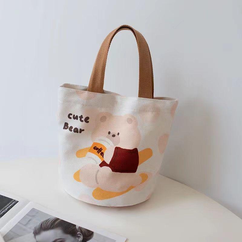 2025 Cute Cartoon Tote & Handbag: Perfect for Moms, Work, Lunch, and Students Magnetic Clasp Closure білий/вершковий
2025 Cute Cartoon Tote & Handbag: Perfect for Moms, Work, Lunch, and Students Magnetic Clasp Closure білий/вершковий