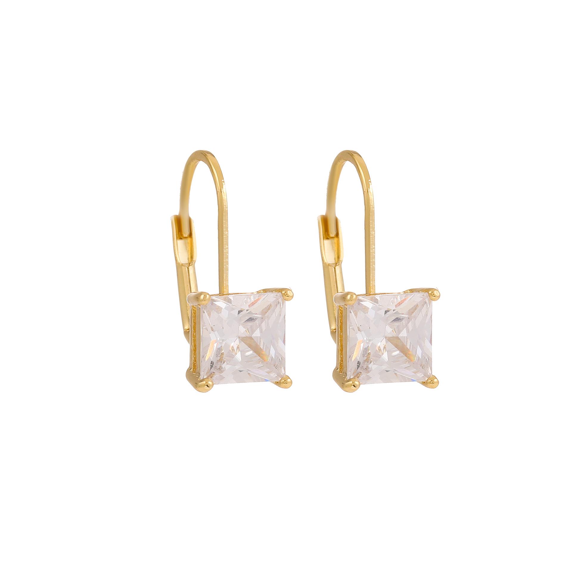 Зимняя распродажа: Серьги-каффы в корейском стиле с квадратным цирконом, медь с золотым покрытием, набор из 25 штук
Зимняя распродажа: Серьги-каффы в корейском стиле с квадратным цирконом, медь с золотым покрытием, набор из 25 штук