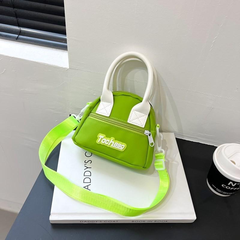 Charming Cartoon Print Pu Shoulder Bag Adorable Kids Crossbody Handbag For Daily Use неон зелений колір
Charming Cartoon Print Pu Shoulder Bag Adorable Kids Crossbody Handbag For Daily Use неон зелений колір