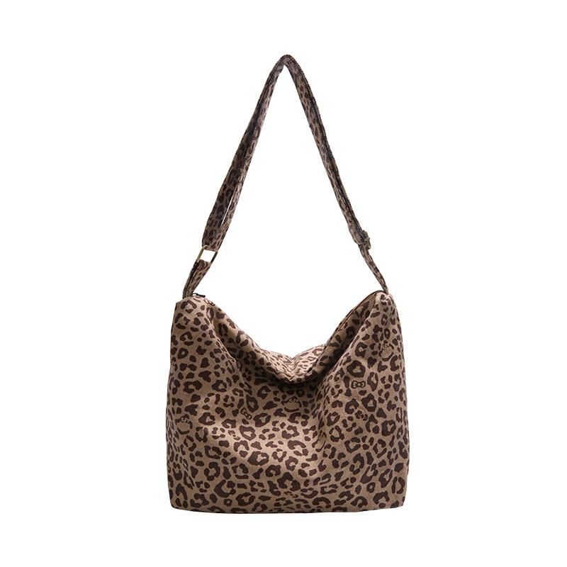 Leopard Print Women s Shoulder Bag 2026 Fashi Nyl Large Capacity Tote Bag with Hasp Closure Versatile Commuting Handbag коричневий
Leopard Print Women s Shoulder Bag 2026 Fashi Nyl Large Capacity Tote Bag with Hasp Closure Versatile Commuting Handbag коричневий