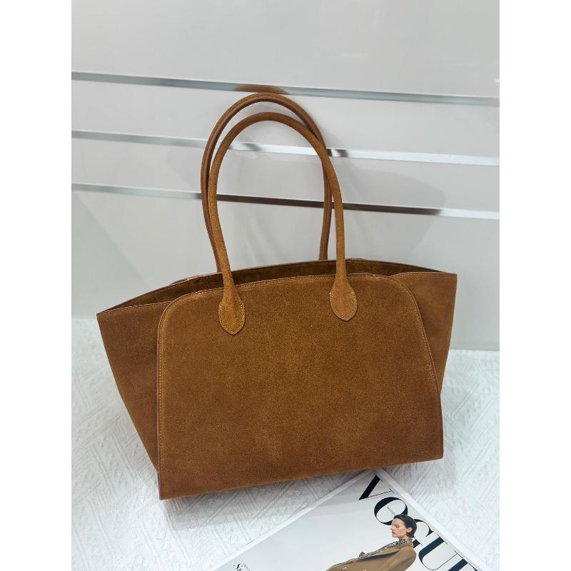 Vintage matte cowhide large-capacity tote bag women s commuter shoulder bag fashionable versatile handbag 35.5*16.5*15.5cm
Vintage matte cowhide large-capacity tote bag women s commuter shoulder bag fashionable versatile handbag 35.5*16.5*15.5cm