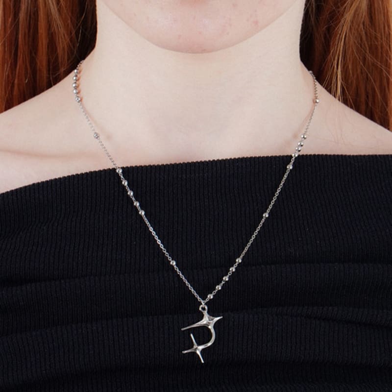 DARINGDarling NU SHAPE BEADSCHAIN NECKLACE SILVER
DARINGDarling NU SHAPE BEADSCHAIN NECKLACE SILVER