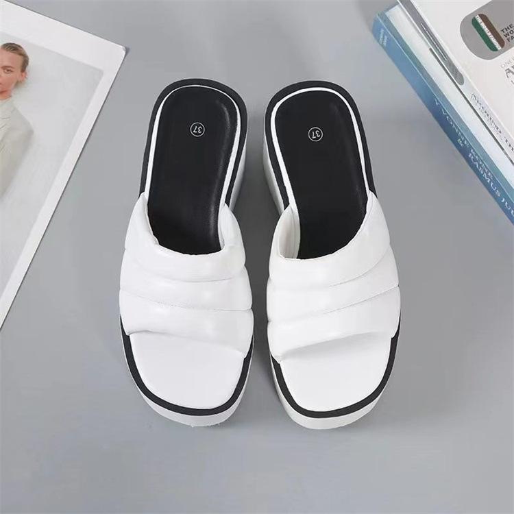 Женские шлепанцы большого размера на толстой подошве и толстом каблуке, 20253, новинка, с квадратным носком, на плоской подошве, в европейском и американском стиле, однотонные, на танкетке 43 белый
Женские шлепанцы большого размера на толстой подошве и толстом каблуке, 20253, новинка, с квадратным носком, на плоской подошве, в европейском и американском стиле, однотонные, на танкетке 43 белый