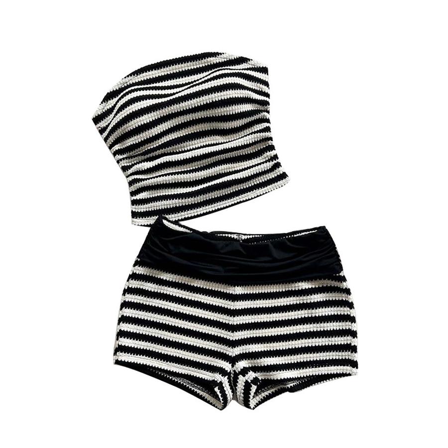 Summer Black and White Striped Cami Shorts Set Bodycon Sexy Hot Pants Two Piece Set Women XL
Summer Black and White Striped Cami Shorts Set Bodycon Sexy Hot Pants Two Piece Set Women XL