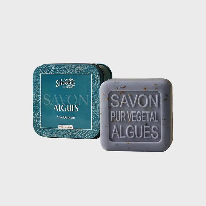 Французское мыло в жестяной коробке Морские водоросли 100г
Французское мыло в жестяной коробке Морские водоросли 100г