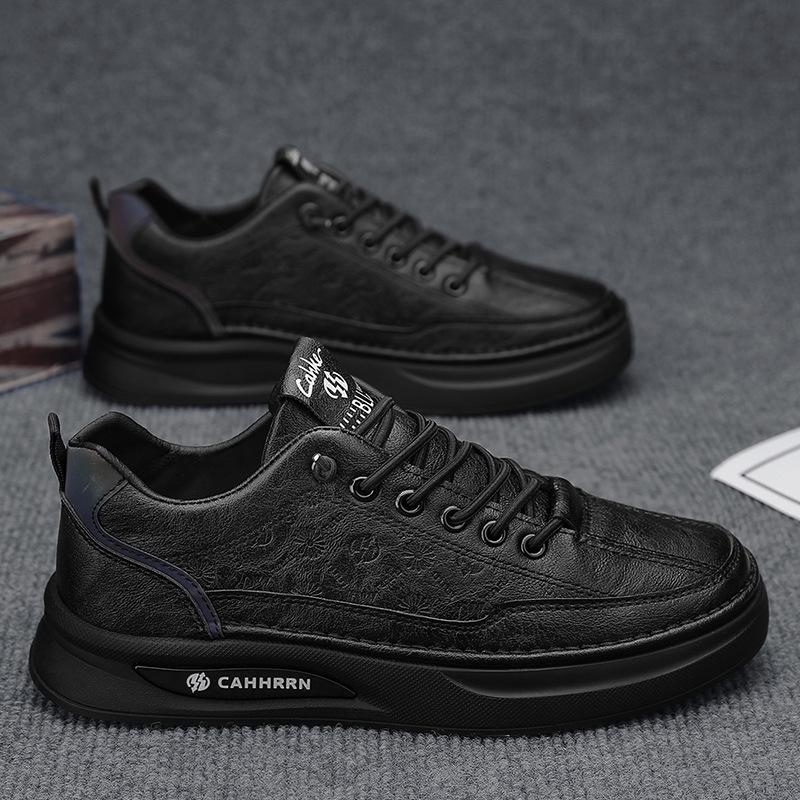 Men s shoes 2025 spring new white shoes trendy leather men s shoes soft sole one pedal casual sports trendy shoes board shoes 44 чорний
Men s shoes 2025 spring new white shoes trendy leather men s shoes soft sole one pedal casual sports trendy shoes board shoes 44 чорний