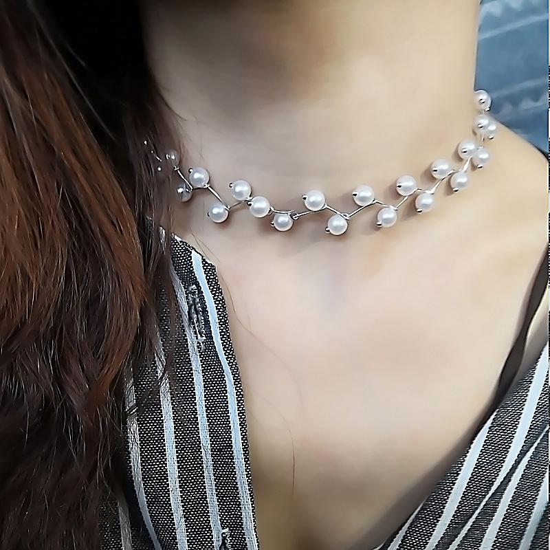 Простые элегантные искусственные жемчужины, ограненные бусины, колье, ювелирные изделия для женщин и девочек, легкая роскошная бижутерия для повседневной вечеринки
Простые элегантные искусственные жемчужины, ограненные бусины, колье, ювелирные изделия для женщин и девочек, легкая роскошная бижутерия для повседневной вечеринки