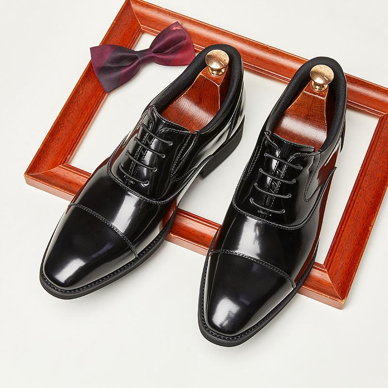 British glossy casual leather shoes men s soft sole three joint dress lacquered Oxford shoes pointed 39
British glossy casual leather shoes men s soft sole three joint dress lacquered Oxford shoes pointed 39