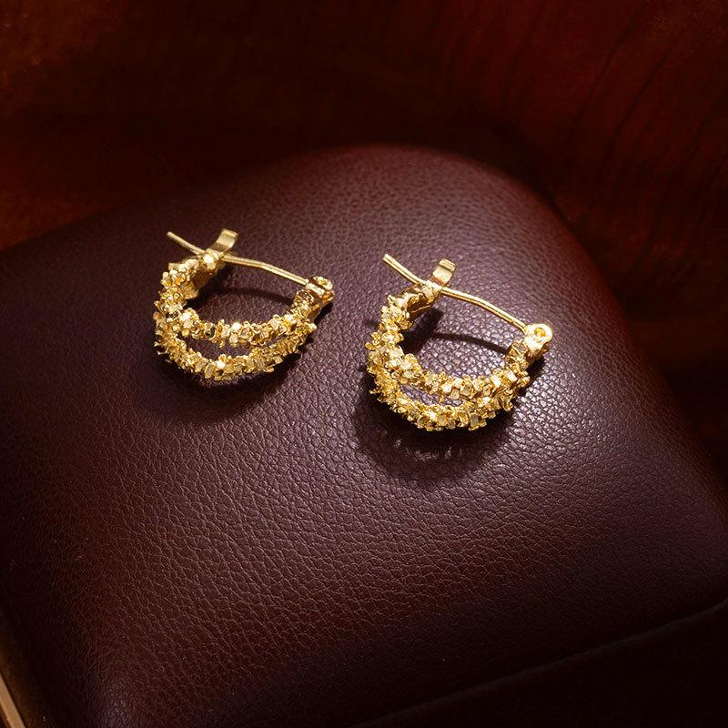 Cold Wind Double Earrings, Broken Silver Ear Buckles, High-End Earrings, Light Luxury Niche Earrings, Women S Fashion Versatile Ear Jewelry
Cold Wind Double Earrings, Broken Silver Ear Buckles, High-End Earrings, Light Luxury Niche Earrings, Women S Fashion Versatile Ear Jewelry