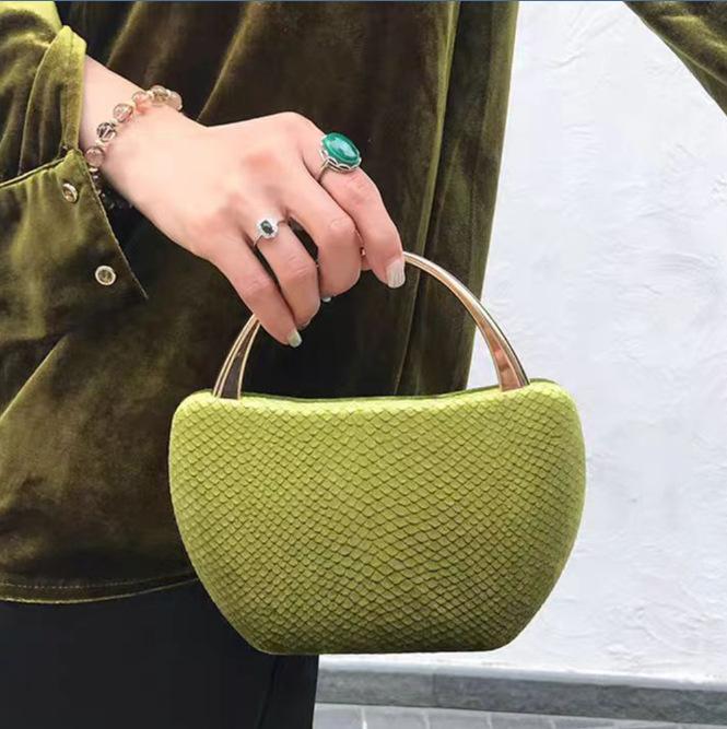Women S Shoulder Oblique Span Bag, Special-Shaped Snake Pattern Handbag, Fashion Wedding Dinner Bag армія зелений колір
Women S Shoulder Oblique Span Bag, Special-Shaped Snake Pattern Handbag, Fashion Wedding Dinner Bag армія зелений колір