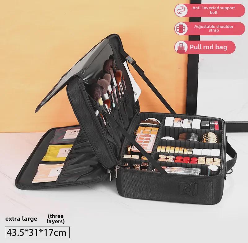 Вместительная многослойная косметичка-органайзер
Вместительная многослойная косметичка-органайзер