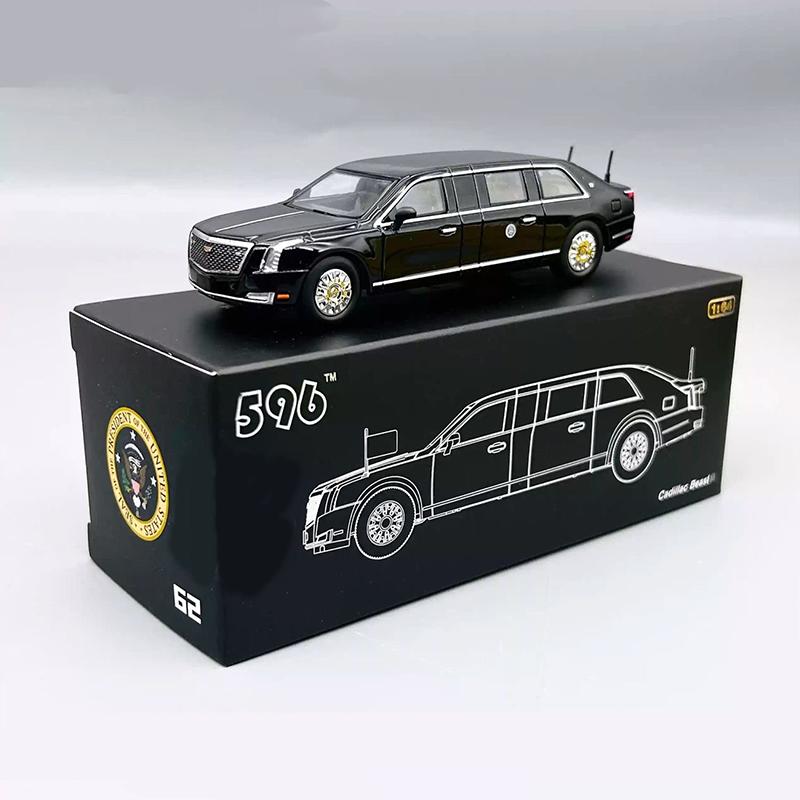 В наявності 596 1:64 Кадилак Автомобіль Президента США Звір 2-го та 3-го покоління Імітація Сплав Модель автомобіля Індивідуальна Іграшка Прикраса Подарунок
В наявності 596 1:64 Кадилак Автомобіль Президента США Звір 2-го та 3-го покоління Імітація Сплав Модель автомобіля Індивідуальна Іграшка Прикраса Подарунок