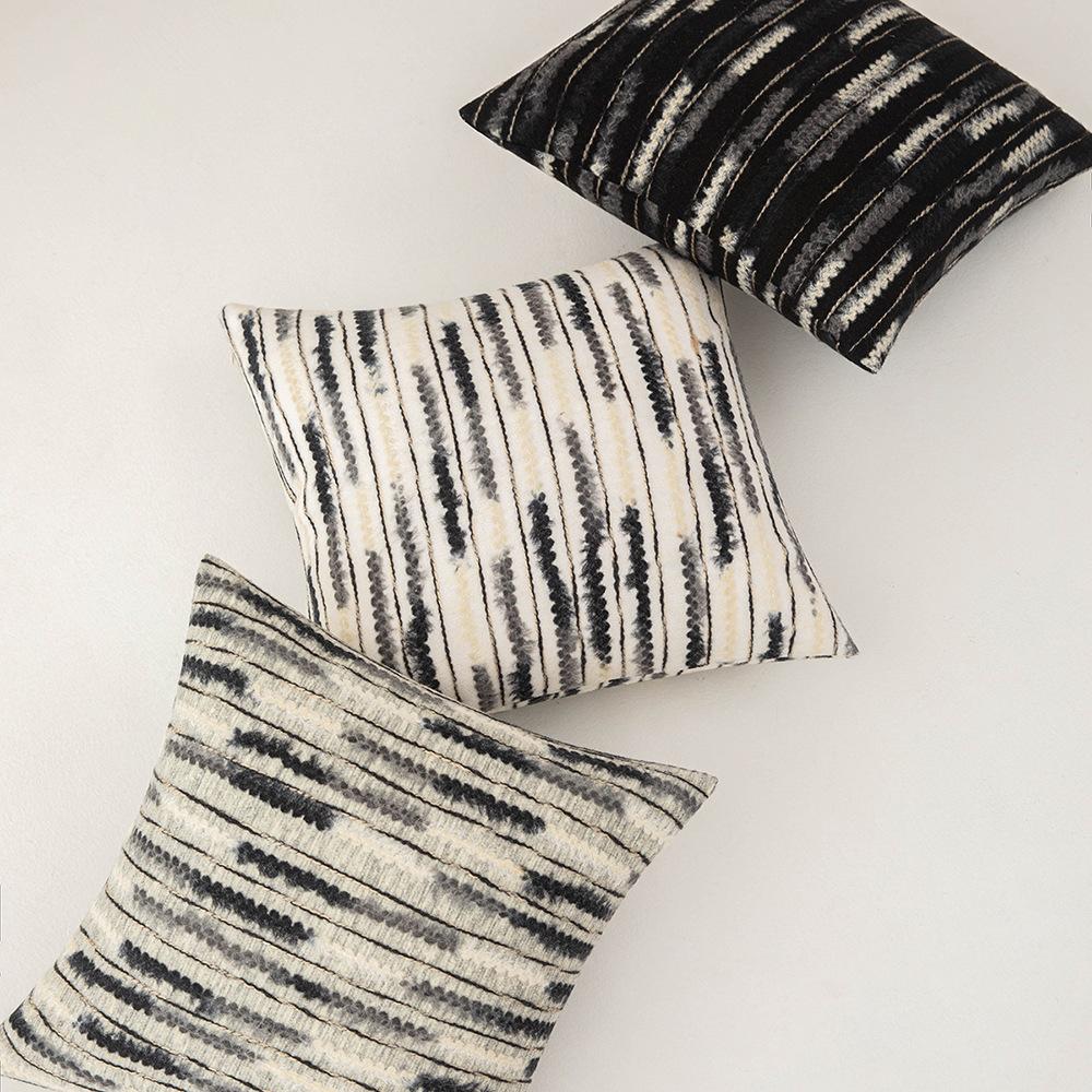 Nordic Ins Small Fragrant Style Pillow Case Model Room Knitted Wool Cushion Office Waist Against Bedroom Bedside Back 30 * 50Cm without core
Nordic Ins Small Fragrant Style Pillow Case Model Room Knitted Wool Cushion Office Waist Against Bedroom Bedside Back 30 * 50Cm without core