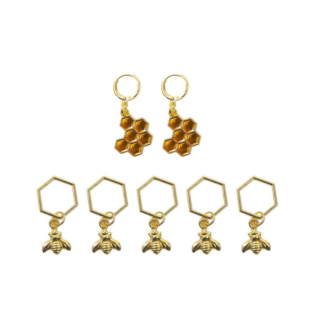 1set Creative Simple Practical Hexagon Bee Pendants Locking Stitch Markers Crochet Locking Needle Clip Marker Sewing Supplies Kn
1set Creative Simple Practical Hexagon Bee Pendants Locking Stitch Markers Crochet Locking Needle Clip Marker Sewing Supplies Kn